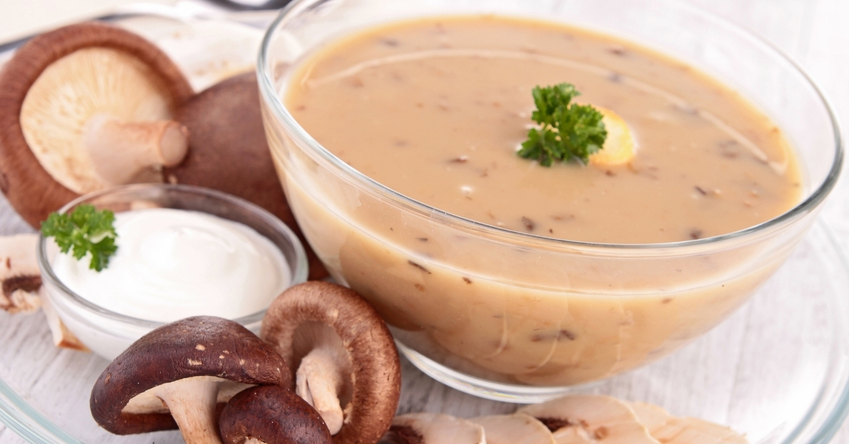 Homemade mushroom soup recipe from scratch