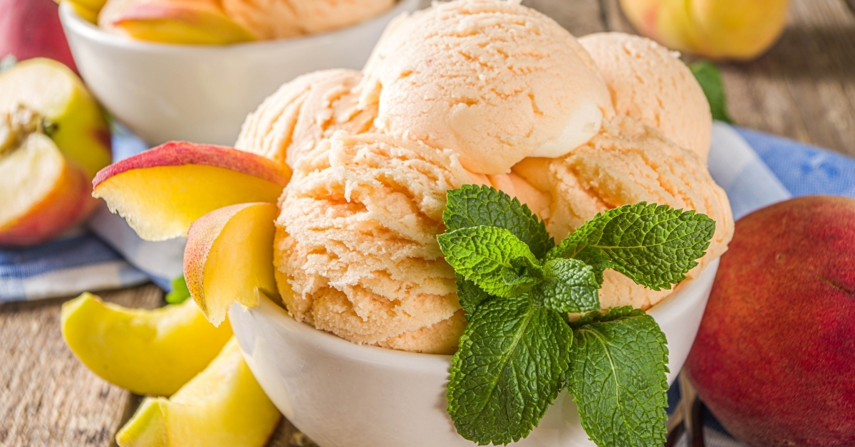 Peach Ice cream is super easy to make without eggs. 