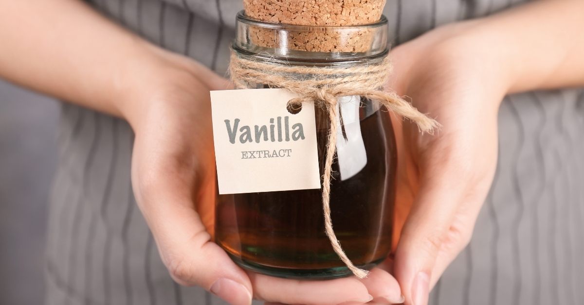 making vanilla extract with a candle warmer